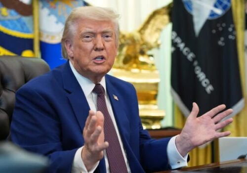 Trump kritizoval Kongres za hlasovanie o stiahnutí amerických síl z vojny proti Iránu