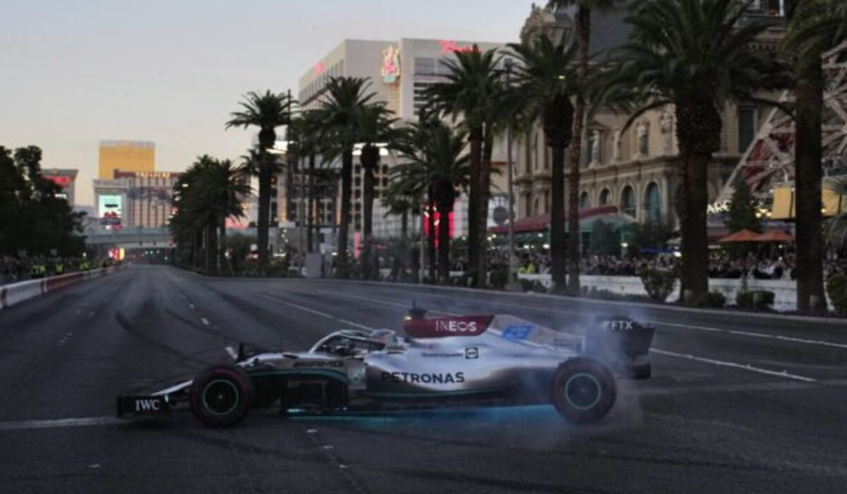 Preteky F1 zostanú v Las Vegas minimálne do roku 2037