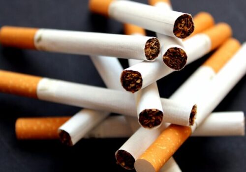 Podiel nelegálnych cigariet na Slovensku rastie, najvážnejší vývoj zaznamenali colníci pri falzifikátoch