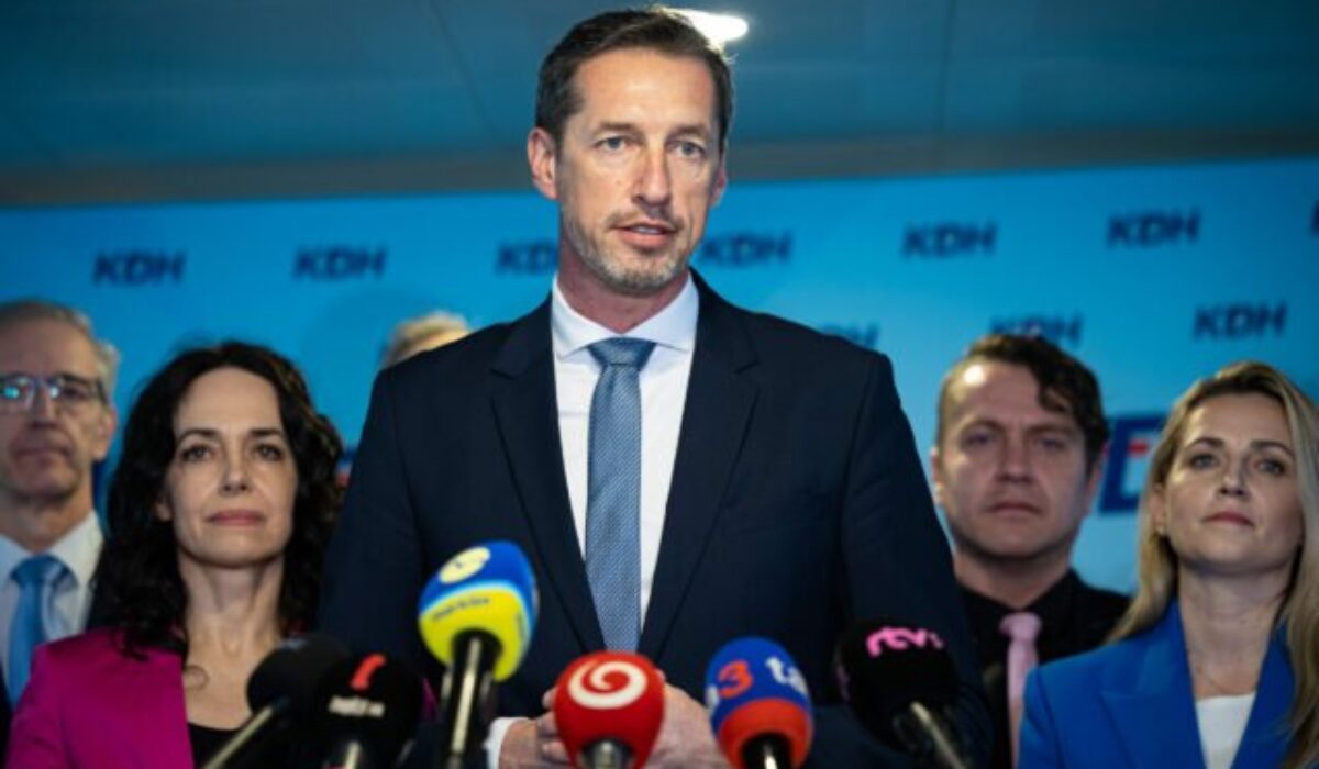 Najnovší prieskum je šokom pre KDH. Vyhral by voľby Smer-SD alebo Progresívne Slovensko?