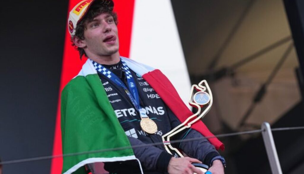 Antonelli mieri v barcelone na šieste víťazstvo v seriáli f1 bez prerušenia. podarí sa mu to?