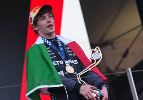 Antonelli mieri v Barcelone na šieste víťazstvo v seriáli F1 bez prerušenia. Podarí sa mu to?