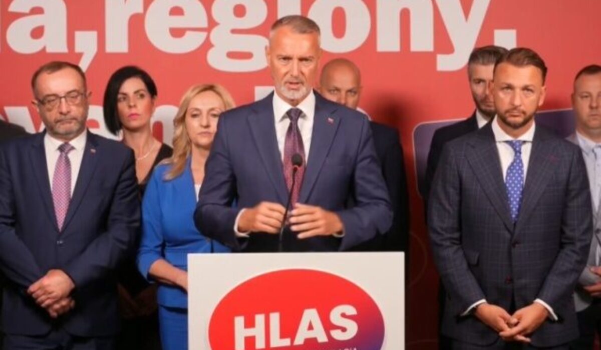 Novela ústavy umožňujúca skrátenie volebného obdobia referendom poputuje do parlamentu, Raši priblížil detaily – VIDEO