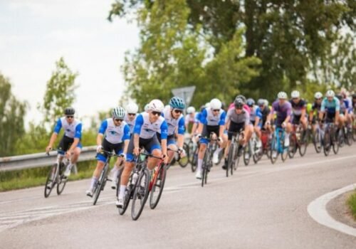 Stovky cyklistov zaplavili Žitný ostrov počas tohtoročne Tour de Kukkonia