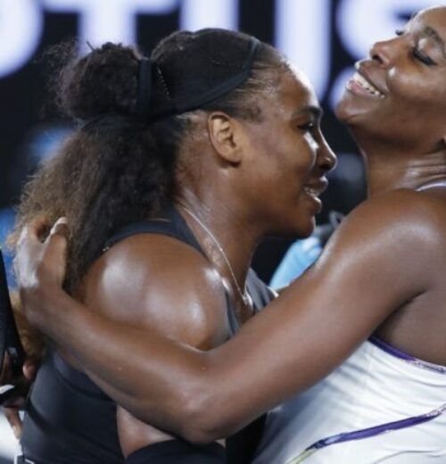 Wimbledon opäť privíta sestry Williamsové. Serena a Venus si spolu zahrajú štvorhru