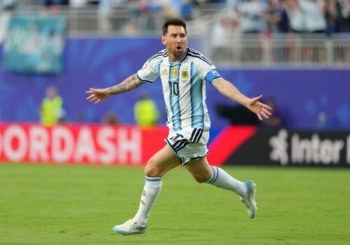 Ohlasy médií – Boh vstal z mŕtvych a pomohol Argentíne. Messi + VAR = smrtiaci koktejl
