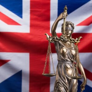 Britský súd poslal za mreže mužov, ktorí na pokyn Číny sledovali hongkonských disidentov