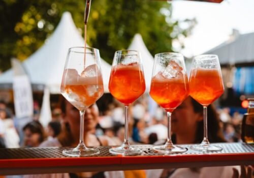 Tvoj letný drink prezradí viac, než si myslíš. Nájdi spritz, ktorý ťa vystihuje