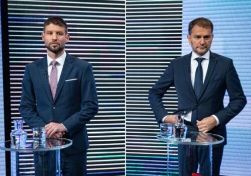 V opozícii sa „zmatovičieva“, pozadie a scenár sú podobné, ale Šimečka má predsa len iný jazyk ako Matovič