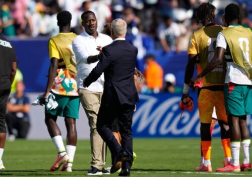 Nevyplatené bonusy, tréner bez zmluvy aj odmietanie jedla v hoteli. Senegal má problémy mimo ihriska