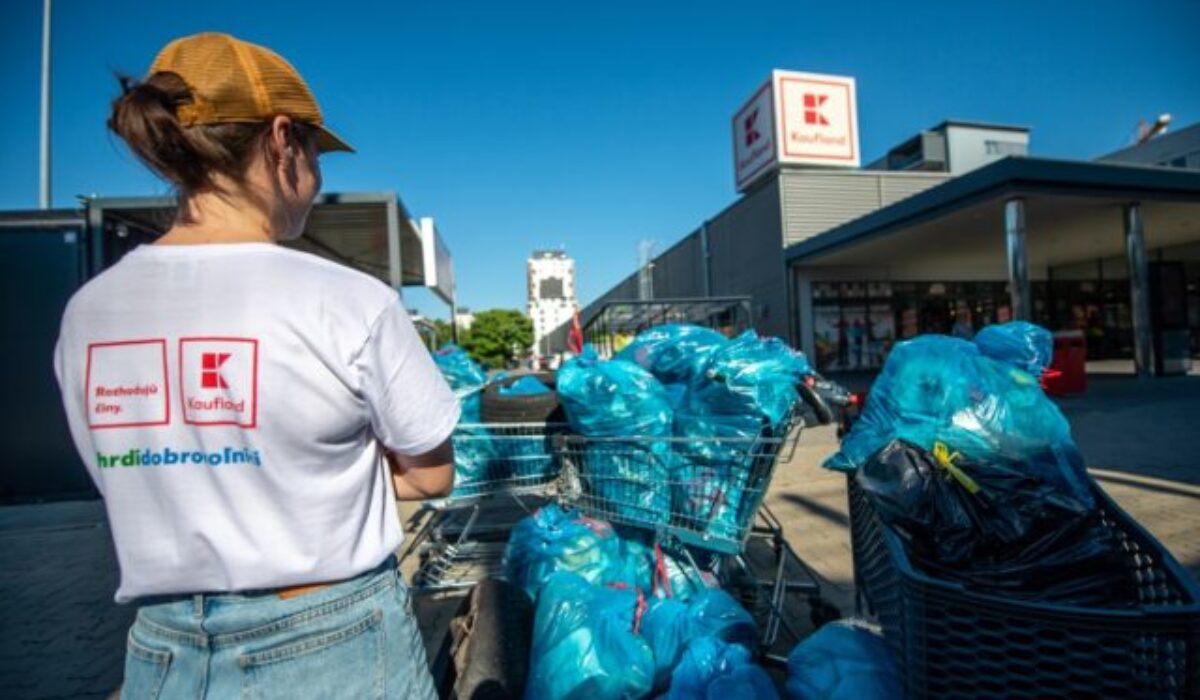Via Bona ocenila Kaufland za 25 rokov zodpovedného podnikania na Slovensku