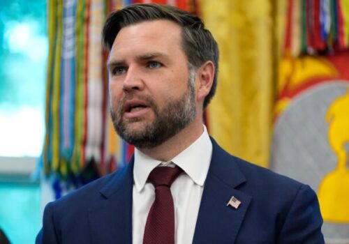 USA dočasne pozastavili sankcie na iránsku ropu, Teherán vpustí jadrových inšpektorov