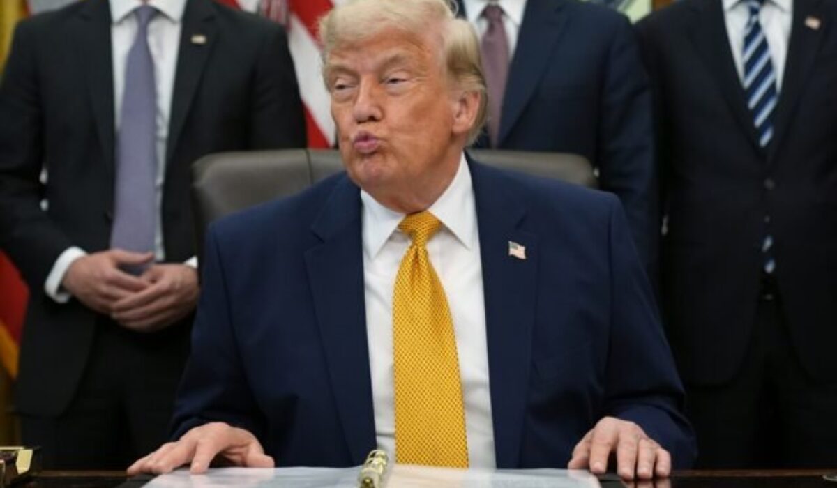 Trump pohrozil spojencom odmietnutím pomoci, vyčíta im nedostatočnú podporu pri útokoch na Irán