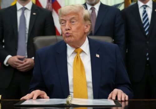 Trump pohrozil spojencom odmietnutím pomoci, vyčíta im nedostatočnú podporu pri útokoch na Irán