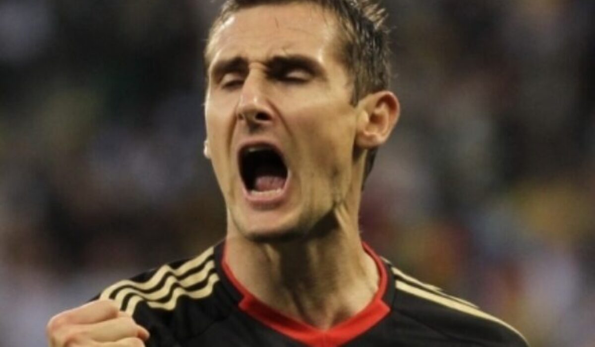Klose sa poklonil Messimu. Je to futbalový génius a som rád, že prekonal môj rekord, vraví