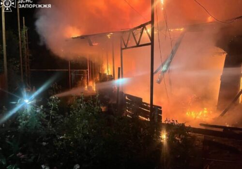 Ruský útok na Zelenského rodné mesto zabil troch ľudí a zranil najmenej ďalších 19