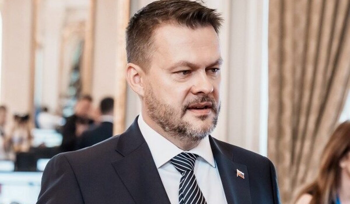 43326_migal-640x420.jpg Samosprávy kritizujú Migaľov rezort za zmenu plánu Fondu na spravodlivú transformáciu, ministrovi adresovali otvorené stanovisko