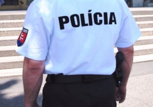 Úradu inšpekčnej služby obvinil policajtku pre neoprávnenú refundáciu kolkov, sama sa priznala