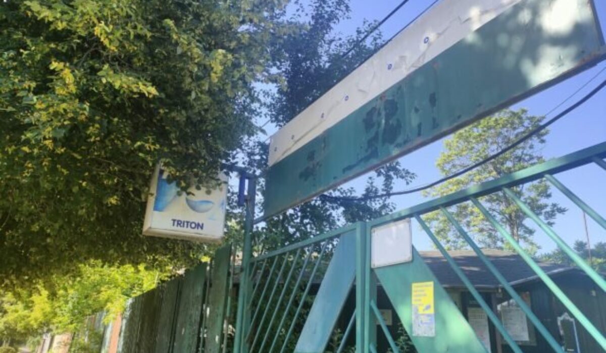 Košice sa už roky zaoberajú problematikou bývalého kúpaliska Triton. Podarí sa ho obnoviť?