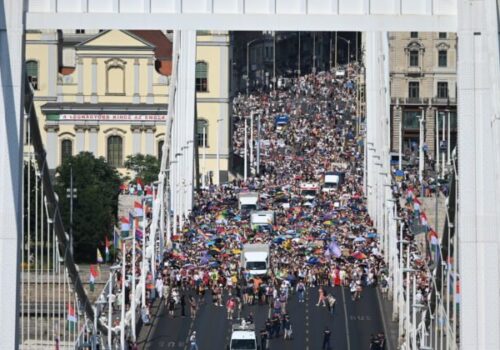 Po Orbánovom páde sa vrátil aj Pride pochod, v Budapešti sa ho napriek horúčavám zúčastnili tisíce ľudí