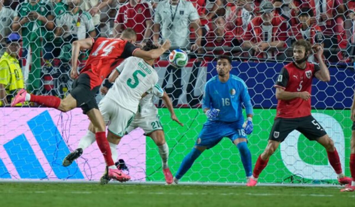43511_austria_algeria_wcup_soccer_83872-640x420.jpg Strelil „zlatý“ gól Rakúska. Kalajdžič: Dostal som asi 500 faciek, možno budem musieť do nemocnice – VIDEO