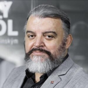 Chmelár ostro zaútočil na vedenie EÚ: Kallasovú by „vykopol“, von der Leyenovú označil za symbol úpadku Únie