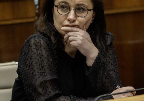 Mesterová: Letecká linka Košice – Bratislava je zbytočná. Hnevám sa na seba, že ju využívam!