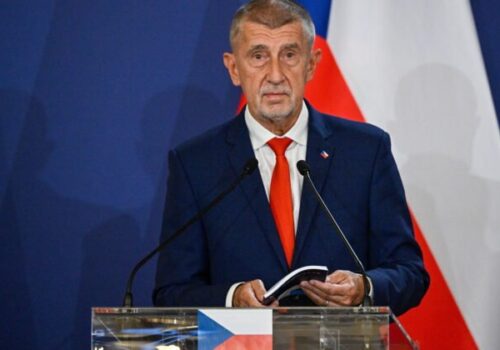 Na večeri NATO nebudem, pôjde tam Babiš s manželkou, vyhlásil Petr Pavel