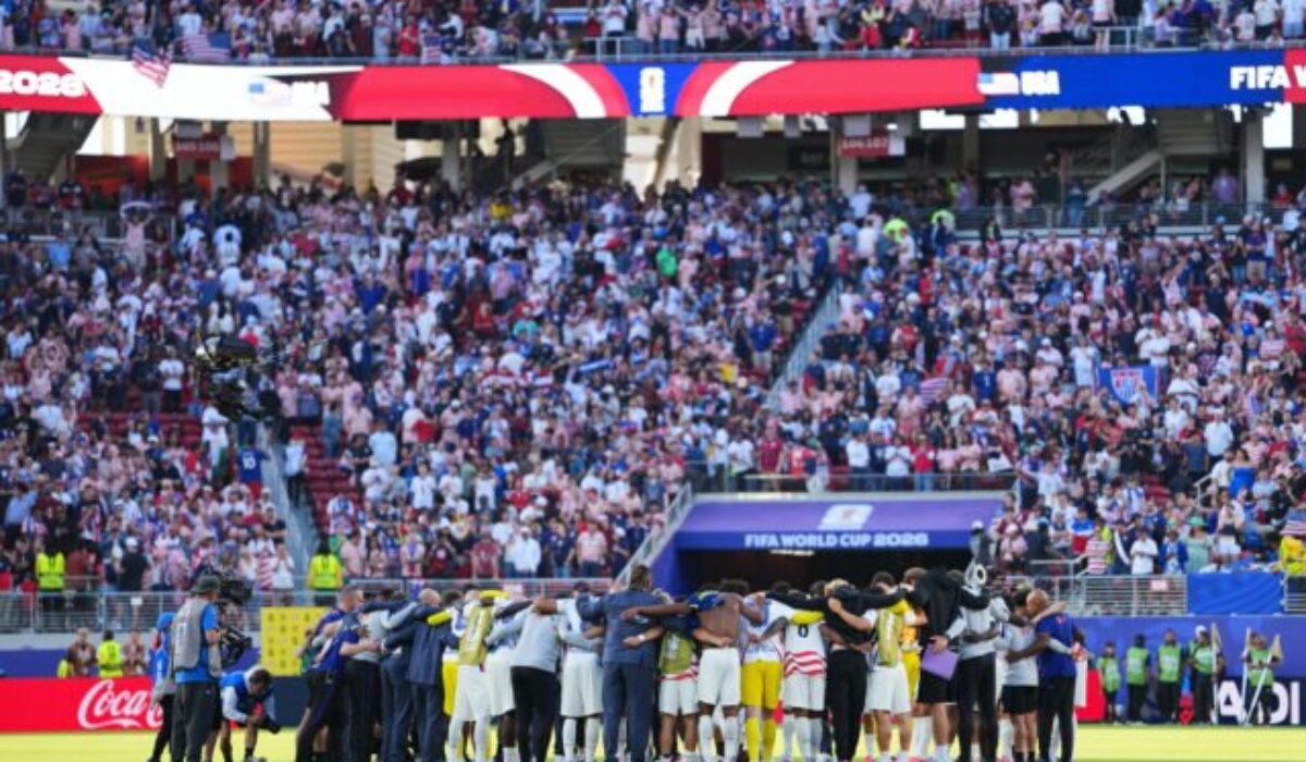 43877_bosnia_us_wcup_soccer_46276-640x420.jpg Hrdina USA skóroval, no bol aktívny až príliš. Američania suverénne postúpili aj po červenej karte – VIDEO