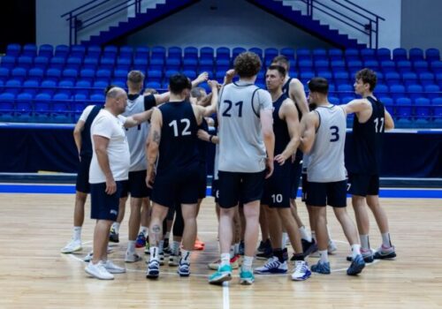 Slovenskí basketbalisti sa proti Kosovu predstavia v hokejovej aréne na Spiši. Už tam aj trénovali