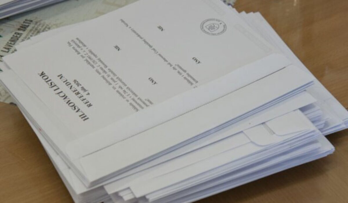 Referendum 2026: Aké sú výsledky, účasť a prečo je neplatné? Na prvú otázku odpovedalo „áno“ viac ako 93 percent zúčastnených – VIDEO, FOTO