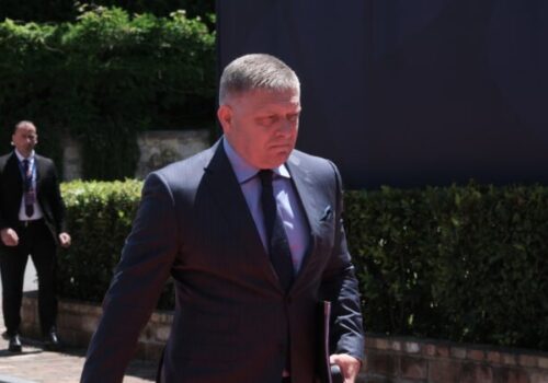 Premiér Fico sa referenda nezúčastnil, pretože jedna otázka bola namierená priamo proti nemu