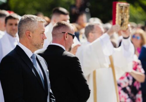 Pellegrini upozornil na dôležitosť odkazu solúnskych bratov. Bez vzdelania si nemôžeme uchovať nezávislosť – VIDEO, FOTO