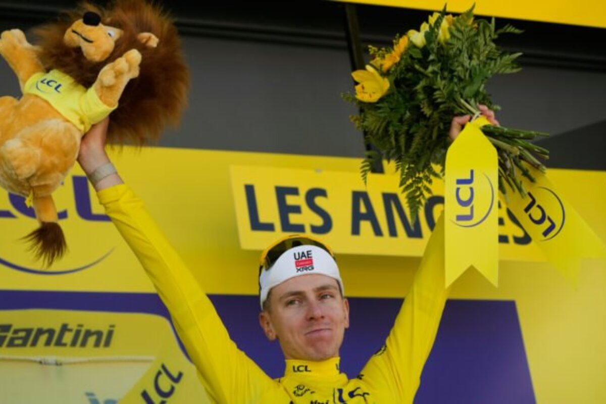 44303_tour_de_france_cycling_74_3-640x420.jpg Nočné prekvapenie na Tour de France. Spánok prerušili dopingoví kontrolóri, Pogačar a Vingegaard zúrili