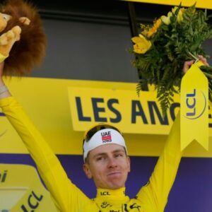 44303_tour_de_france_cycling_74_3-640x420.jpg Nočné prekvapenie na Tour de France. Spánok prerušili dopingoví kontrolóri, Pogačar a Vingegaard zúrili