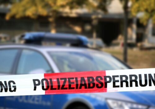 Pri útoku na školu v Bavorsku utrpelo zranenia viacero ľudí