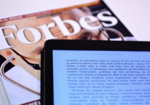 Forbes ocenil 32 najlepších influencerov. Nie je im cudzia etika, spoločenská zodpovednosť, humor ani autenticita