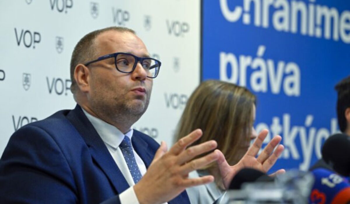 Dobrovodský pripomína funkčný systém doručovania pošty pre ľudí bez domova, ľudia o ňom však nevedia