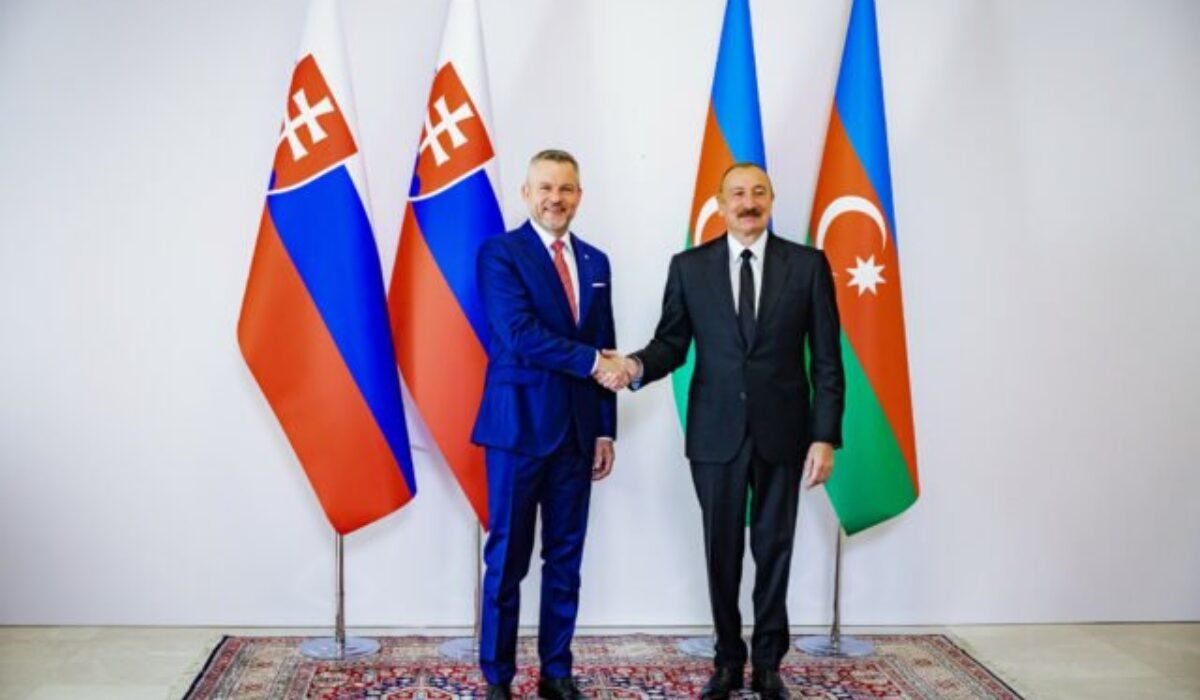 Pellegrini v Azerbajdžane: Strategické partnerstvo má stáť na spoločných projektoch, nielen na obchode – VIDEO, FOTO