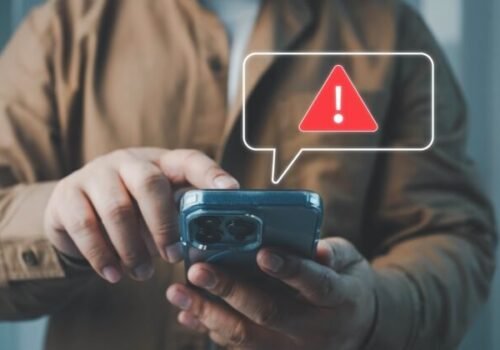 Pozor na podvodné SMS správy, na link v žiadnom prípade neklikajte