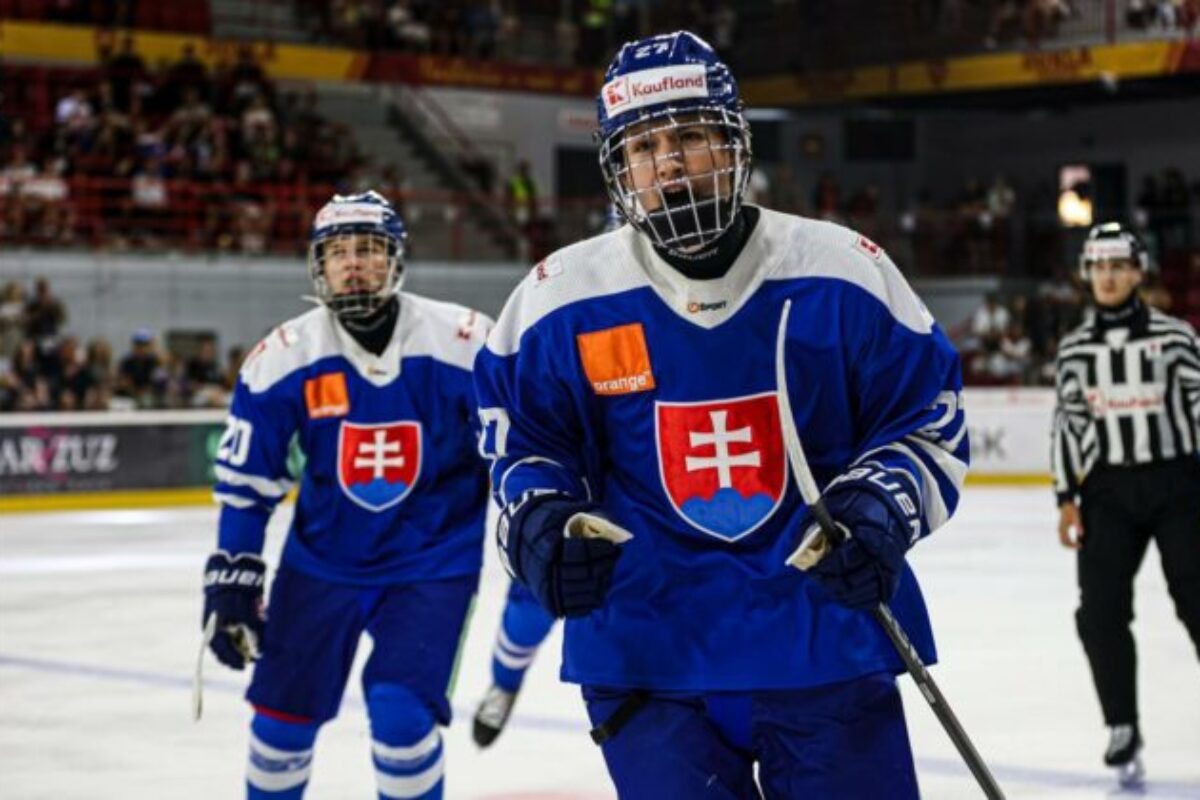 44901_slovakia-640x420.jpeg Osemnástka trénera Štolca už trénuje, v auguste ju čaká prestížny Hlinka Gretzky Cup v Kanade