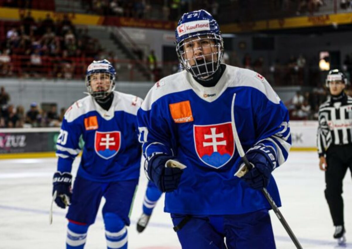 44901_slovakia-640x420.jpeg Osemnástka trénera Štolca už trénuje, v auguste ju čaká prestížny Hlinka Gretzky Cup v Kanade
