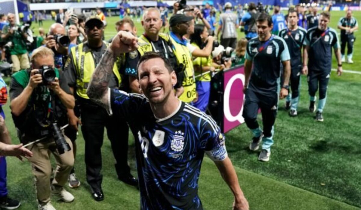 Messi režíroval veľký obrat Argentíny proti Anglicku. Sme jedineční a nie je to arogancia, vraví Scaloni