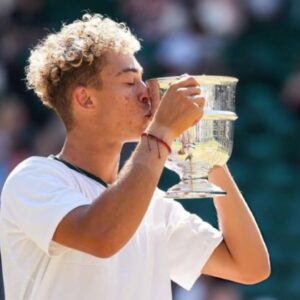 Titul na Wimbledone sčasti patrí aj Slovensku. Americký mladík má korene v Bratislave a rozpráva plynule po slovensky – FOTO