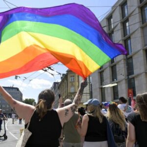 Amnesty upozorňuje, že štát musí počas Pride zabezpečiť bezpečné uplatňovanie práva na zhromažďovanie