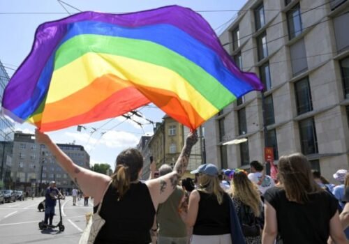 Amnesty upozorňuje, že štát musí počas Pride zabezpečiť bezpečné uplatňovanie práva na zhromažďovanie