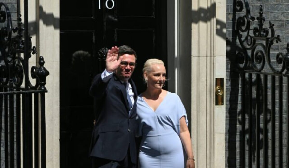 45424_britain_politics_62856-640x420.jpg Nový premiér sľúbil 10-ročný plán na oživenie Británie, boj proti bezdomovectvu aj neochvejnú podporu Ukrajiny