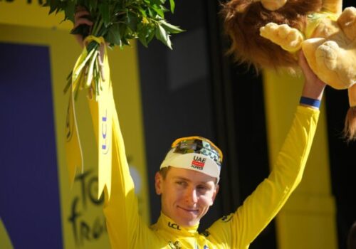 Pogačar ešte nemá víťazstvo na Tour de France isté. Jeho tímoví kolegovia majú zdravotné problémy a úniky zrejme neukontrolujú