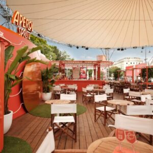 45766_01_aperol-spritz-piazza_zum-jubilaeum-praesentiert-sich-der-sommer-hotspot-neu_c_dragan-dok-640x420.jpg Kúsok Talianska len hodinu od Bratislavy. Vo Viedni opäť ožíva Aperol Spritz Piazza
