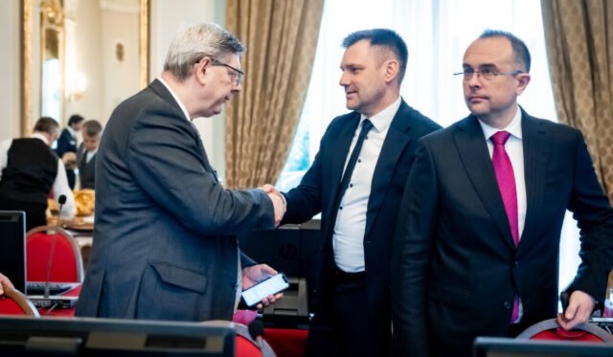45792_698334355a161876902008-640x420.jpg Odsúdení budú pomáhať pri čistení riek, brehov a starať sa o prírodu, Susko a Taraba podpísali memorandum